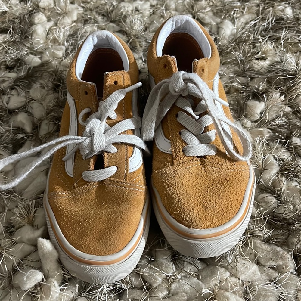 Girls vans
